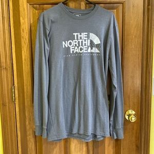 North face grey long sleeve tee. Medium